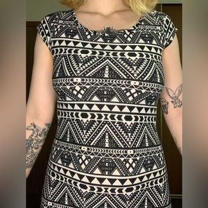 Rue21 Black and White Chevron Mini Dress, Soft and Stretchy — Women’s Small